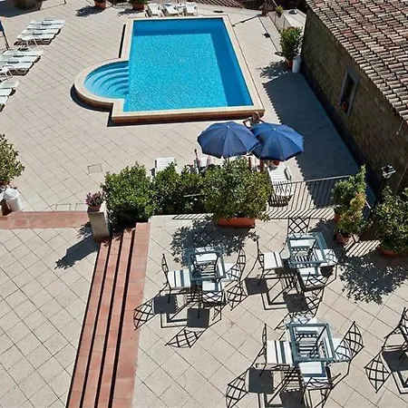 Terralcantara - Country Il Borgo 3*